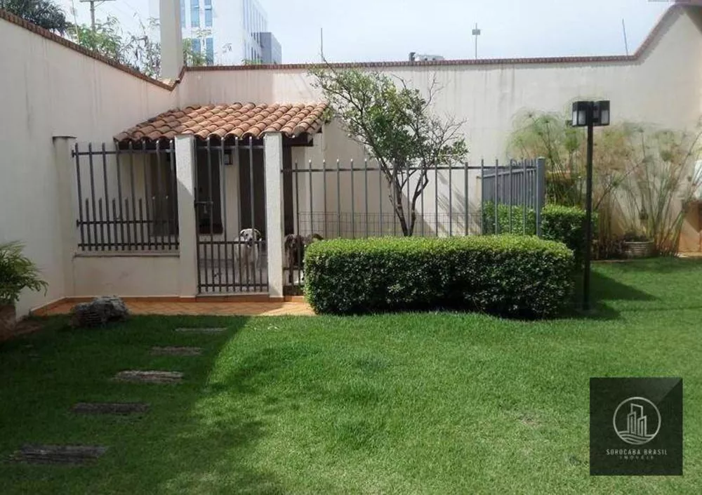 Casa à venda e aluguel com 3 quartos, 307m² - Foto 3