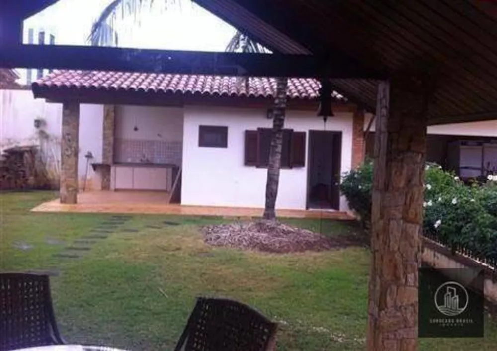 Casa à venda e aluguel com 3 quartos, 307m² - Foto 4