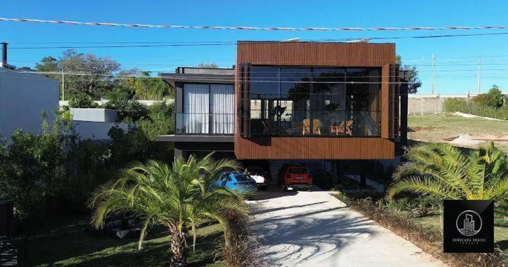 Sobrado, 3 quartos, 625 m² - Foto 1