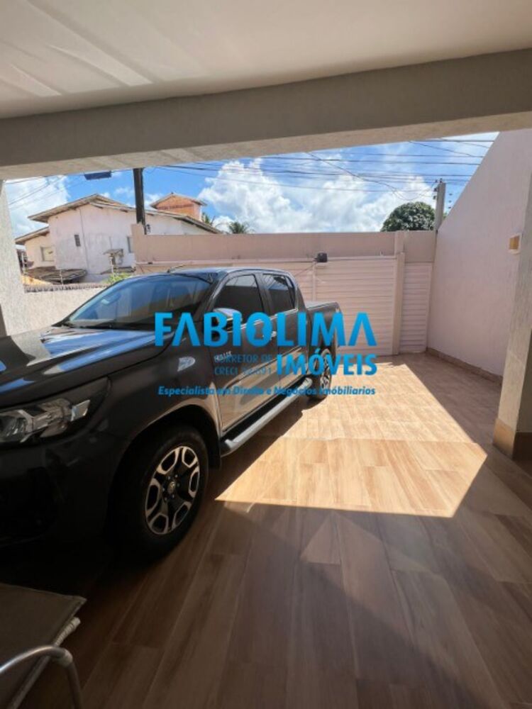 Casa de Condomínio à venda com 4 quartos, 180m² - Foto 2