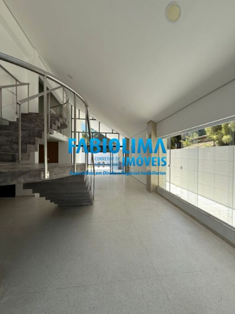 Casa de Condomínio à venda com 3 quartos, 305m² - Foto 4