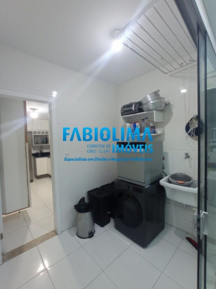Casa de Condomínio à venda com 4 quartos, 260m² - Foto 3