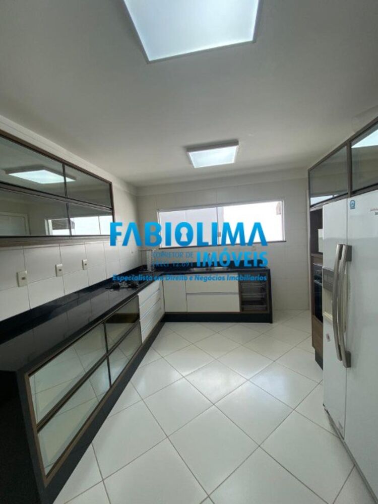 Casa de Condomínio à venda com 4 quartos, 460m² - Foto 12
