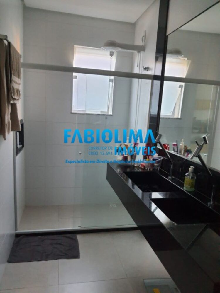 Casa de Condomínio à venda e aluguel com 3 quartos, 450m² - Foto 21