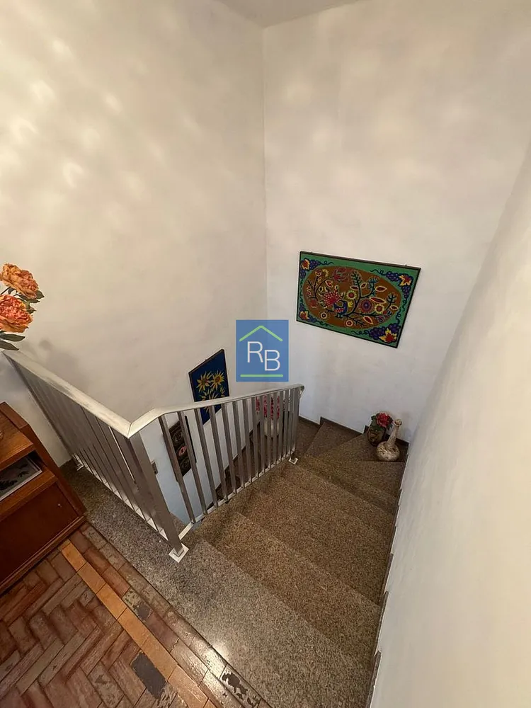 Casa, 3 quartos, 218 m² - Foto 3