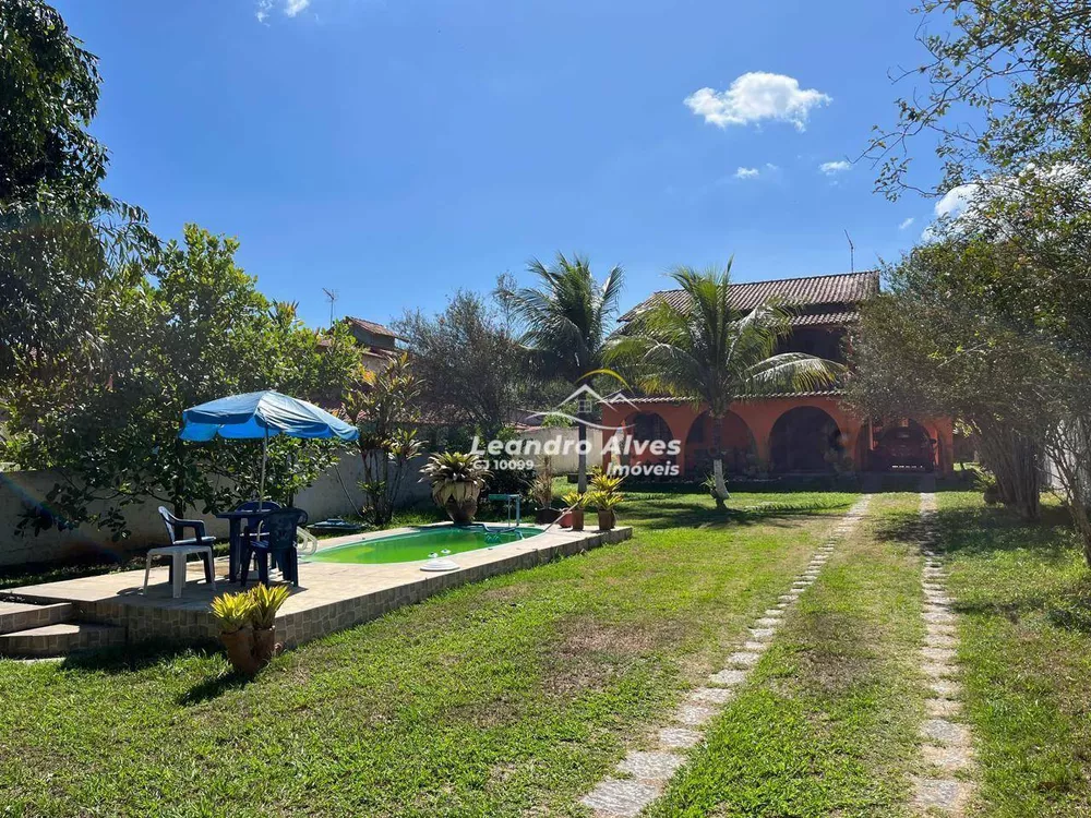 Casa, 4 quartos, 307 m² - Foto 1