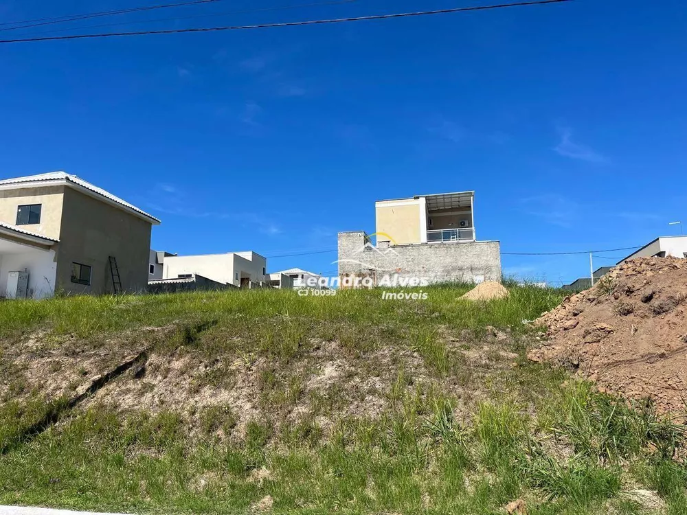 Loteamento e Condomínio, 240 m² - Foto 1