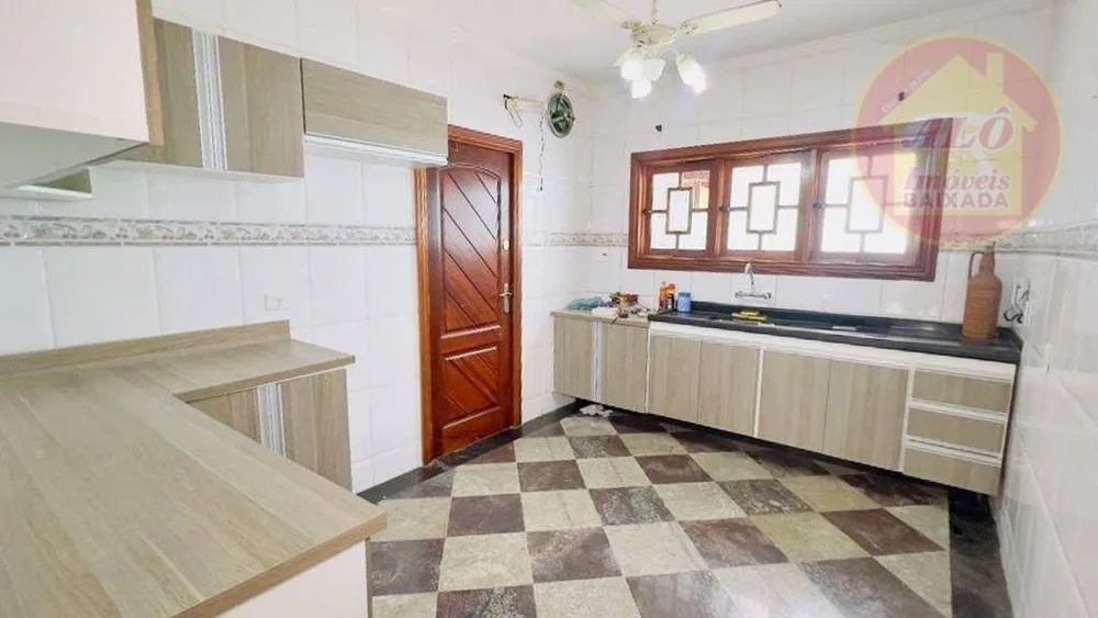 Casa, 3 quartos, 250 m² - Foto 5