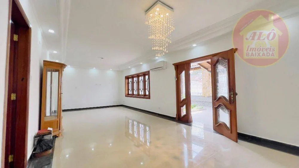 Casa, 3 quartos, 250 m² - Foto 14