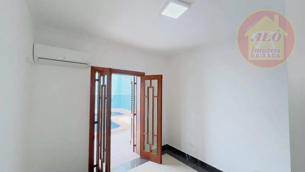 Casa, 3 quartos, 250 m² - Foto 9