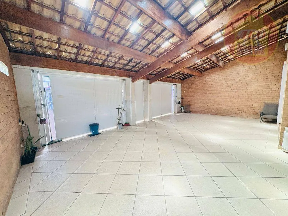 Casa, 4 quartos, 210 m² - Foto 15