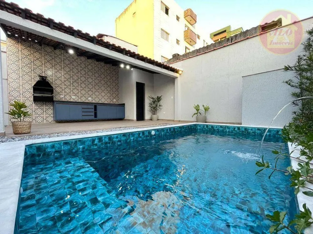 Casa, 4 quartos, 155 m² - Foto 1