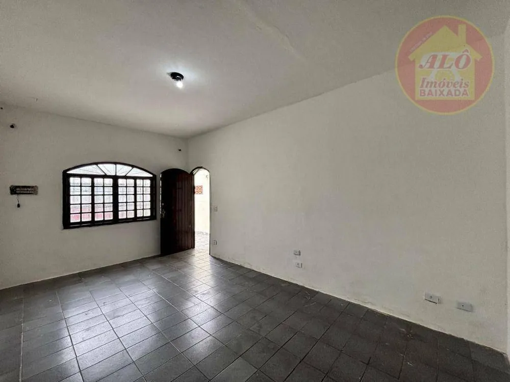 Casa, 2 quartos, 79 m² - Foto 1