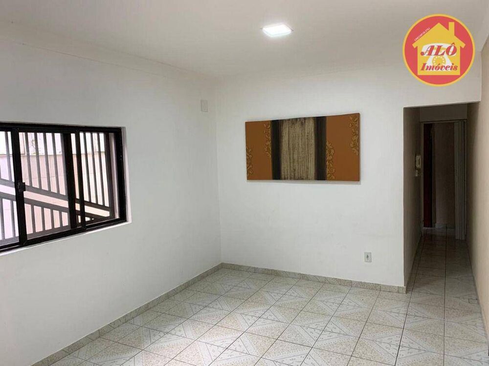 Casa à venda com 4 quartos, 200m² - Foto 1