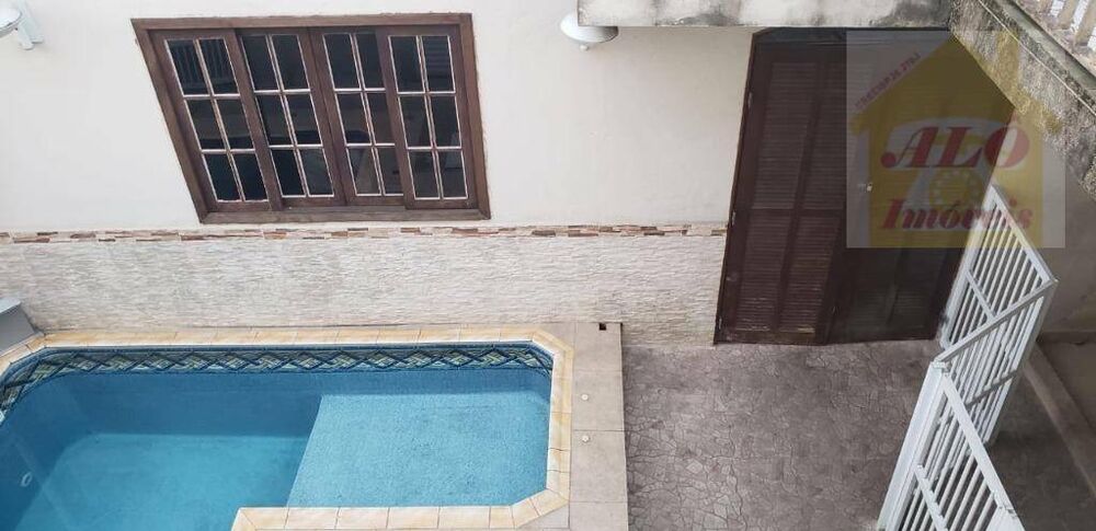 Sobrado à venda com 5 quartos, 258m² - Foto 4