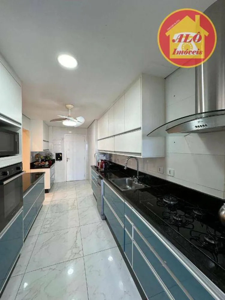 Apartamento, 3 quartos, 140 m² - Foto 2