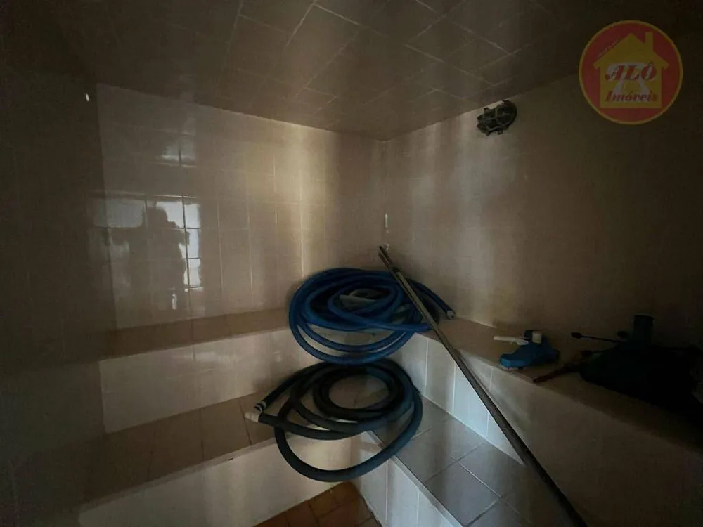 Casa, 5 quartos, 289 m² - Foto 1