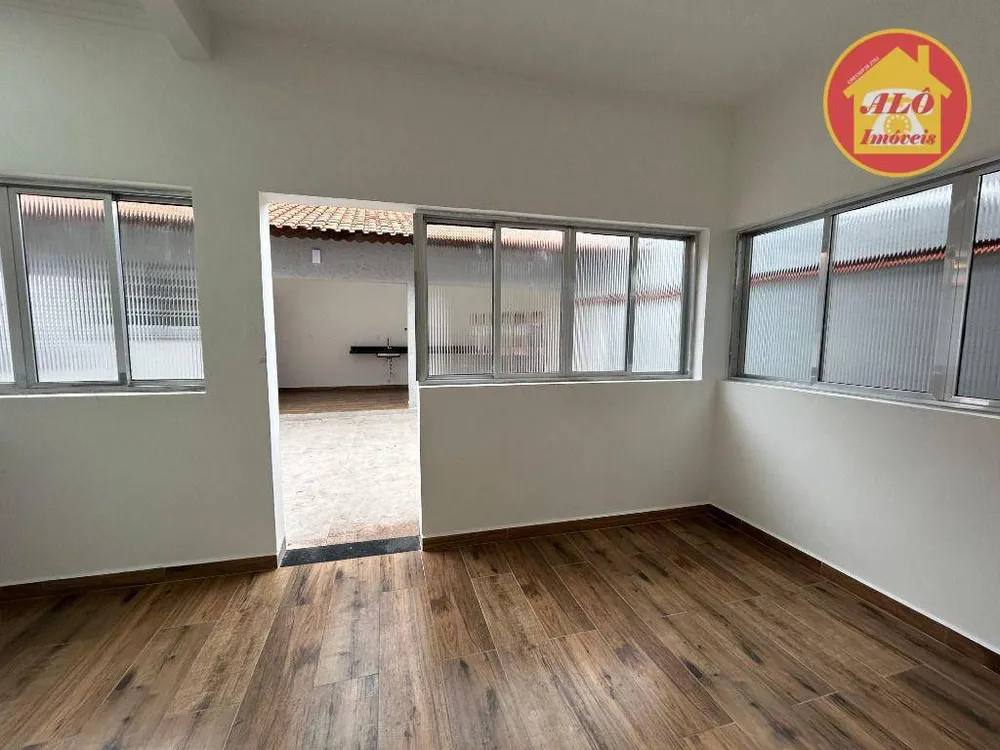 Casa, 4 quartos, 190 m² - Foto 1