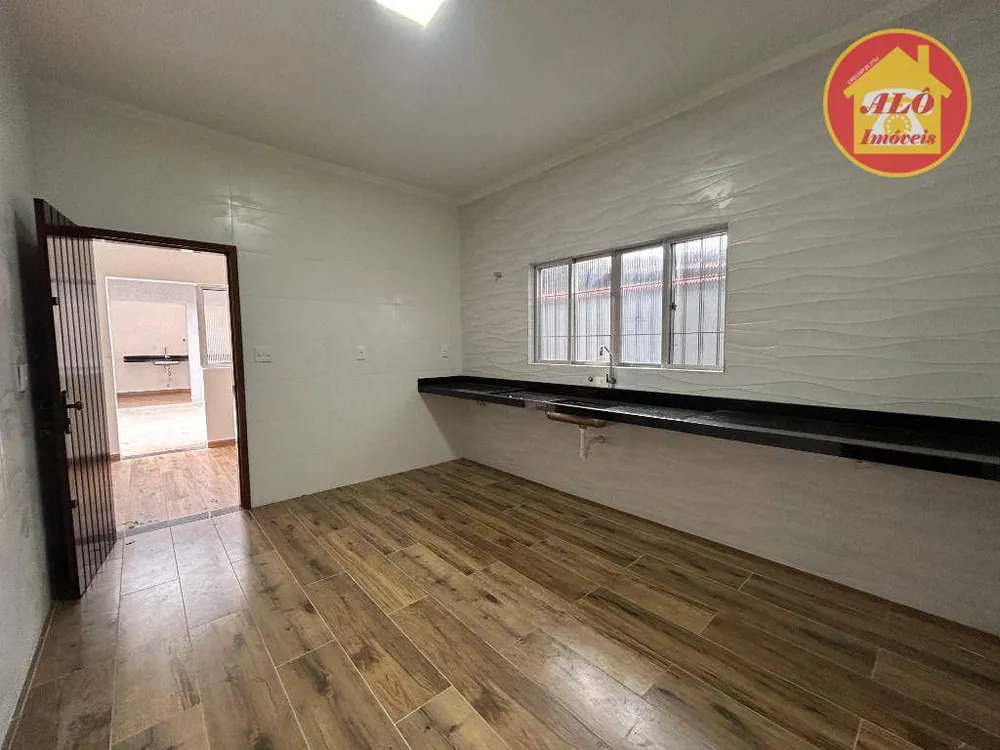 Casa, 4 quartos, 190 m² - Foto 2