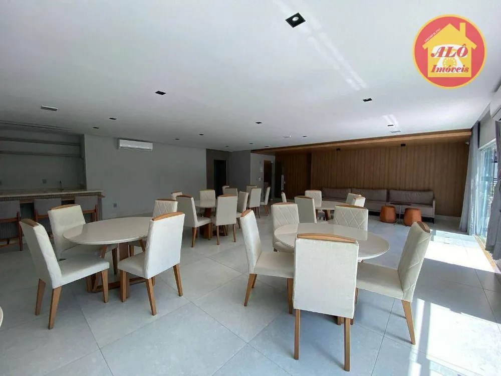 Cobertura, 4 quartos, 218 m² - Foto 2