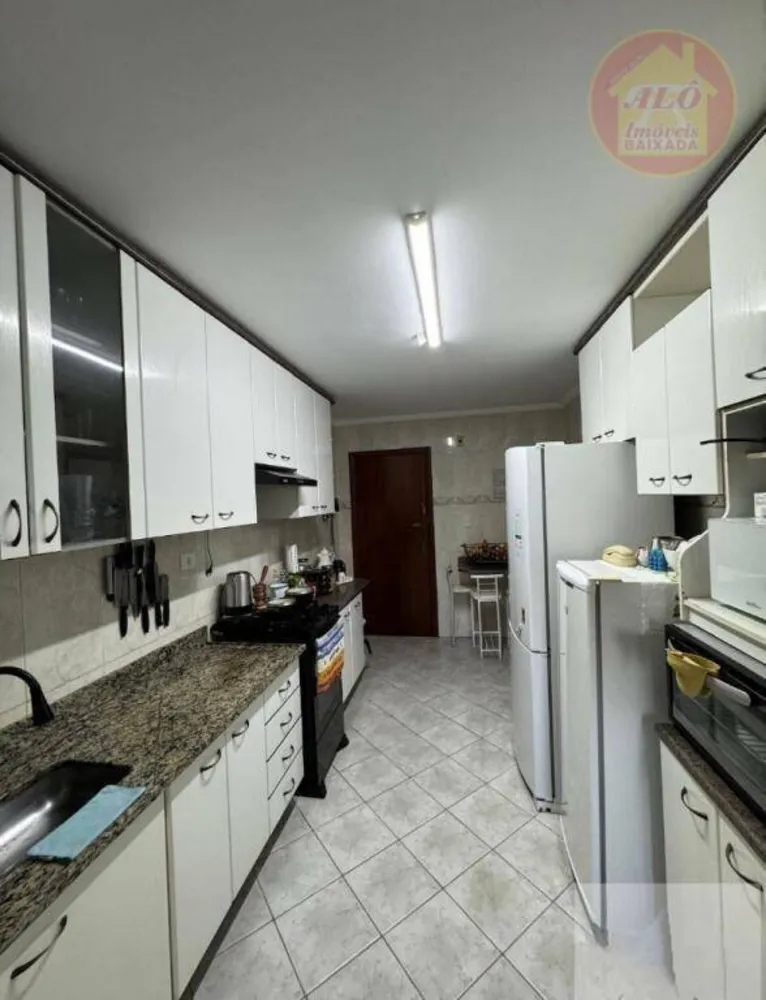 Apartamento, 3 quartos, 130 m² - Foto 2