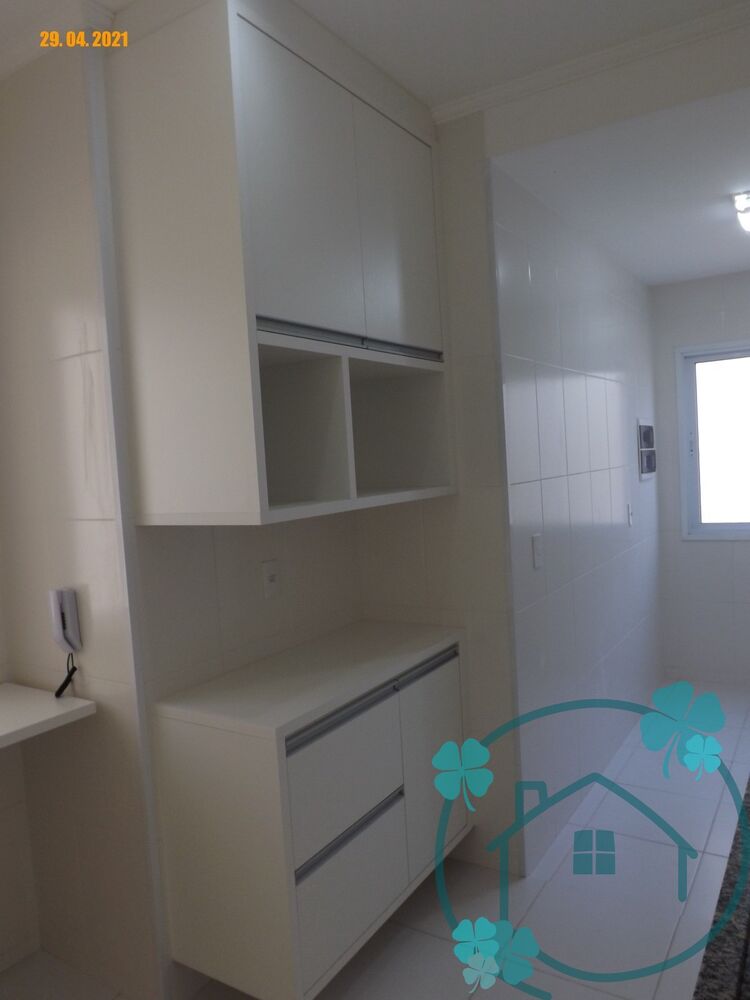 Apartamento para alugar com 2 quartos, 68m² - Foto 4