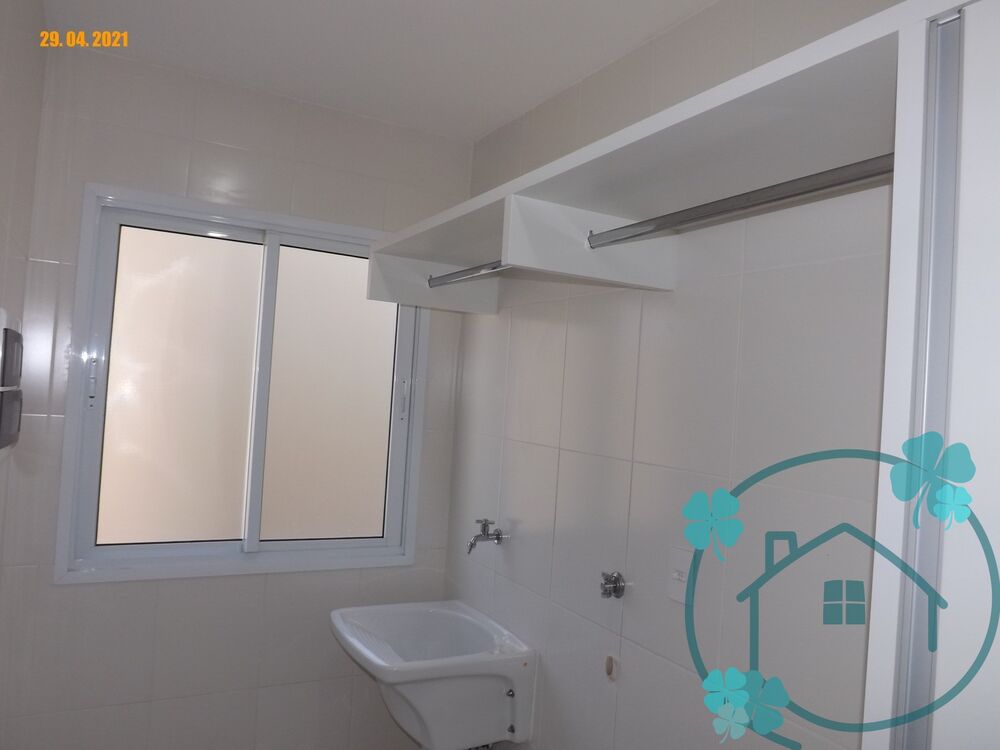 Apartamento para alugar com 2 quartos, 68m² - Foto 11
