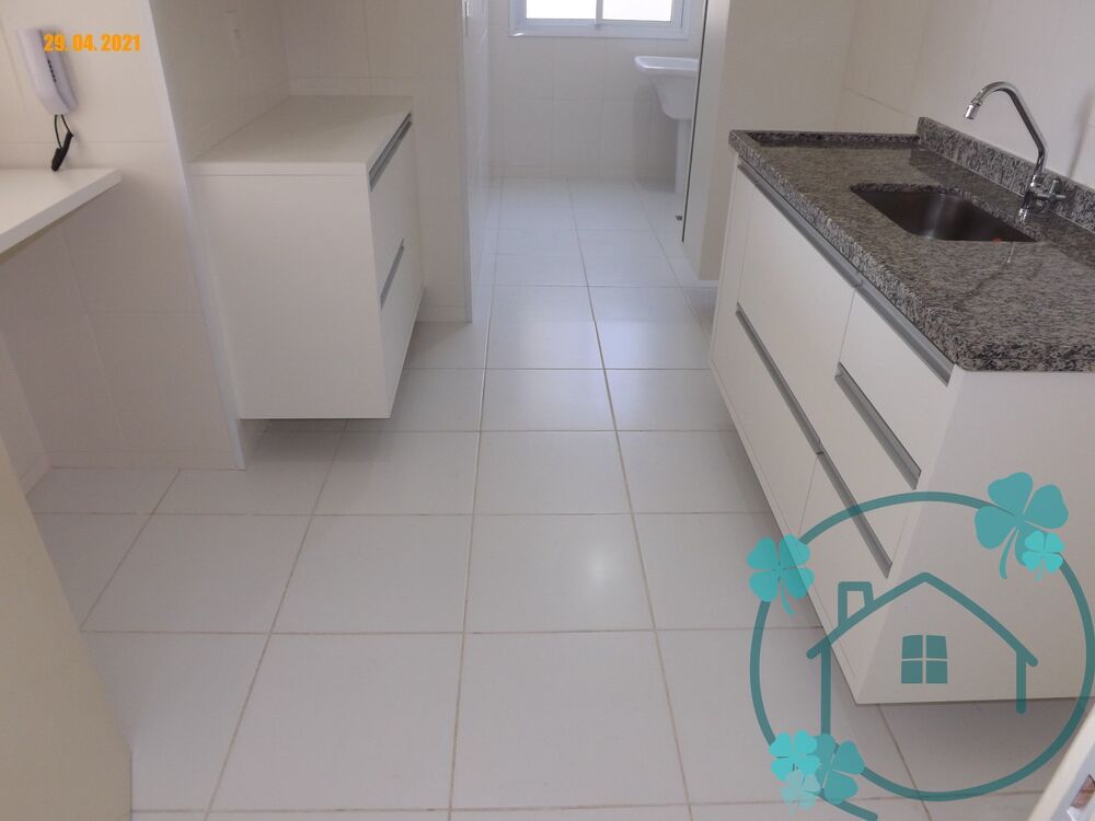 Apartamento para alugar com 2 quartos, 68m² - Foto 3