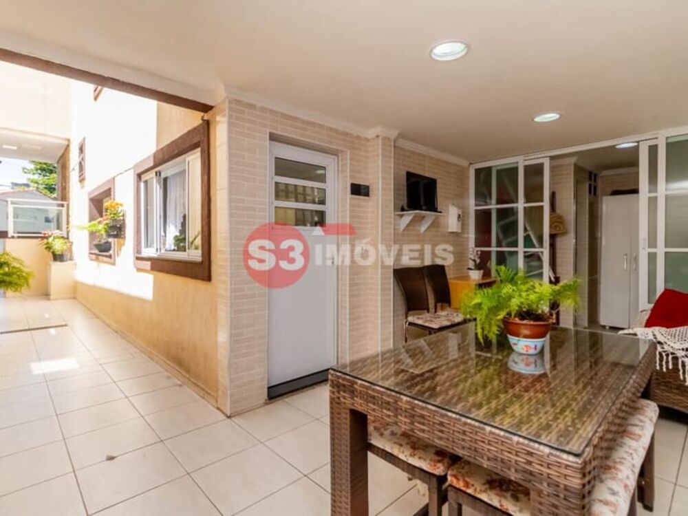 Casa à venda com 3 quartos, 179m² - Foto 8