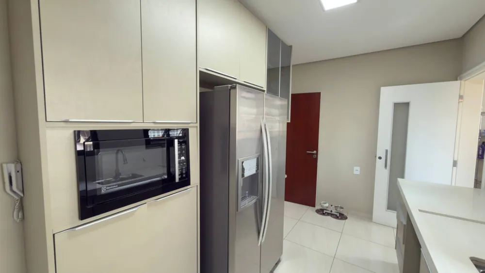 Apartamento, 3 quartos, 122 m² - Foto 2