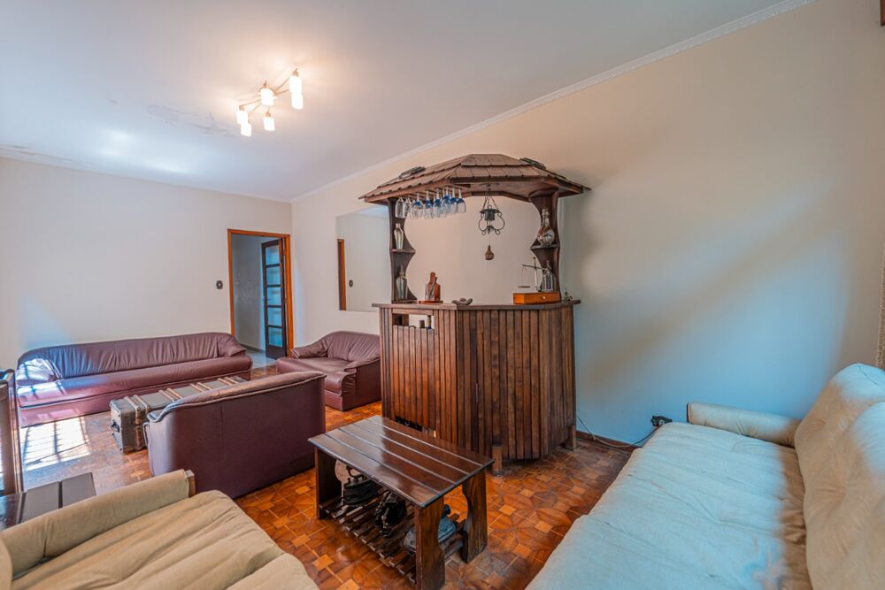 Casa à venda com 3 quartos, 166m² - Foto 4