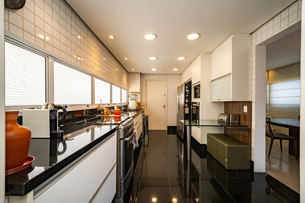 Apartamento, 4 quartos, 222 m² - Foto 3