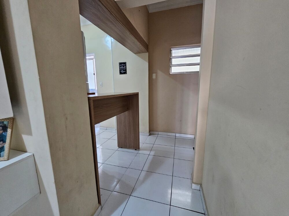 Apartamento à venda com 2 quartos, 62m² - Foto 4