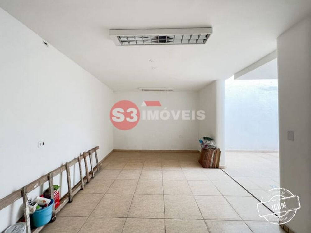 Casa à venda com 3 quartos, 180m² - Foto 16