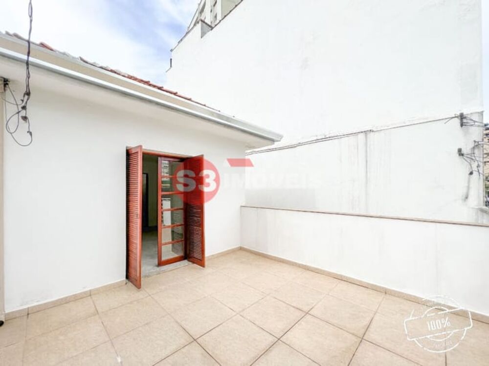 Casa à venda com 3 quartos, 180m² - Foto 14