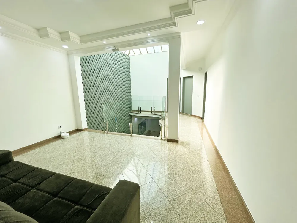 Sobrado, 4 quartos, 328 m² - Foto 2