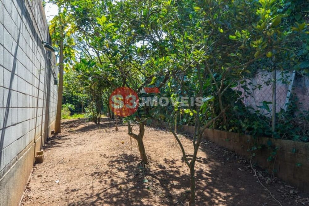 Casa à venda com 4 quartos, 900m² - Foto 24
