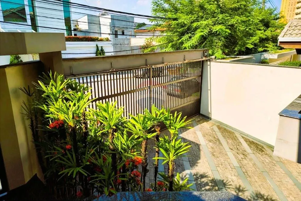Casa, 6 quartos, 450 m² - Foto 1