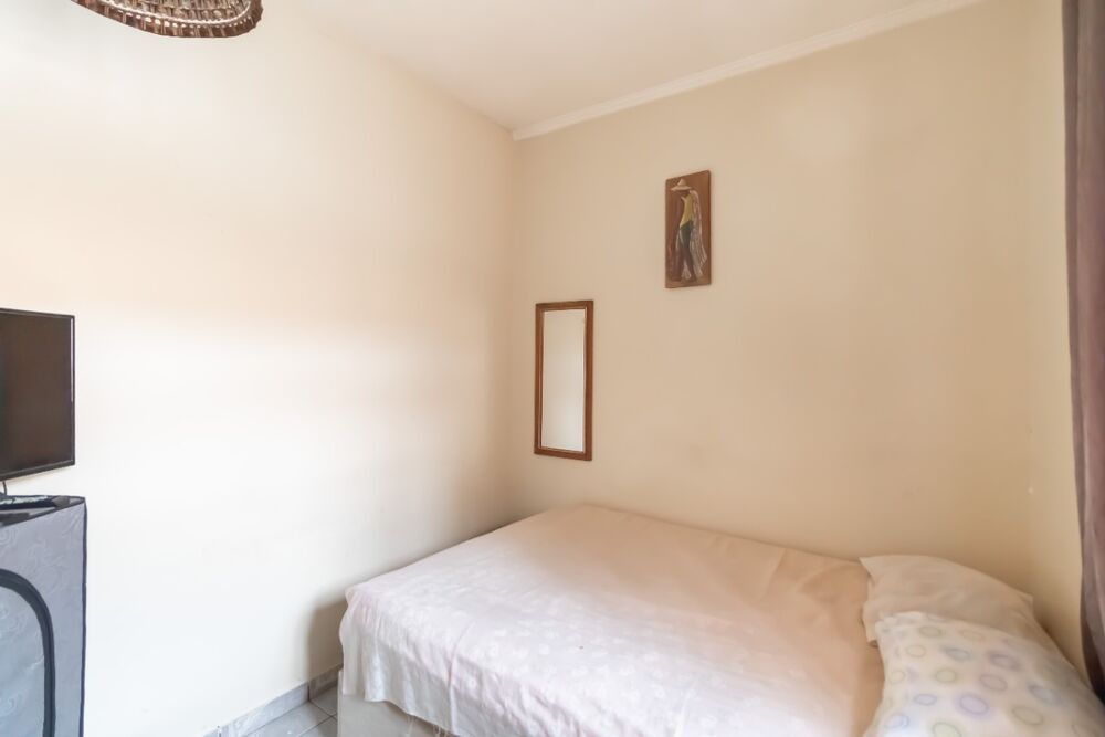 Casa, 4 quartos, 260 m² - Foto 4