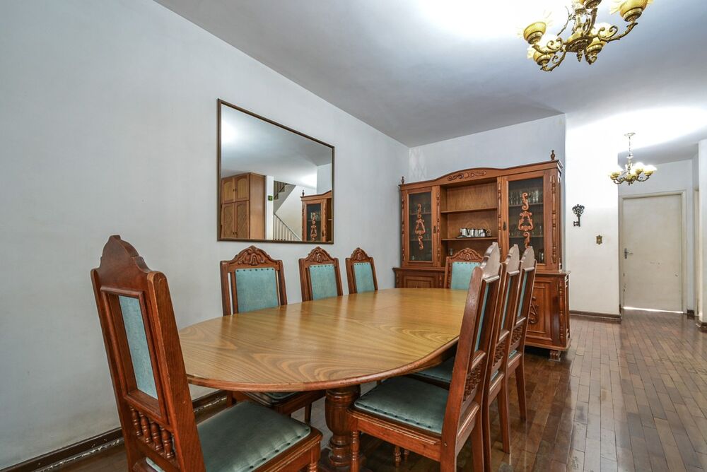 Casa, 4 quartos, 242 m² - Foto 2