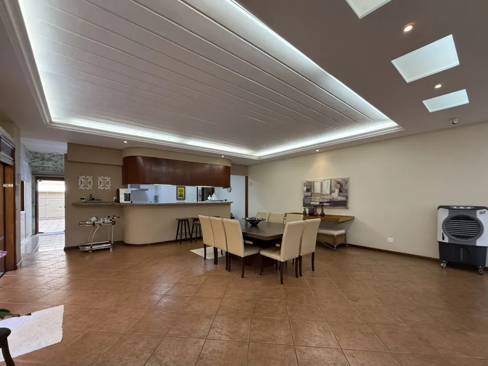 Casa, 4 quartos, 447 m² - Foto 1