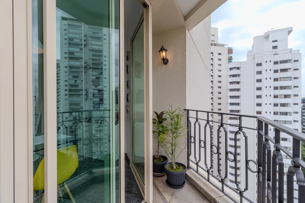 Apartamento, 3 quartos, 237 m² - Foto 1