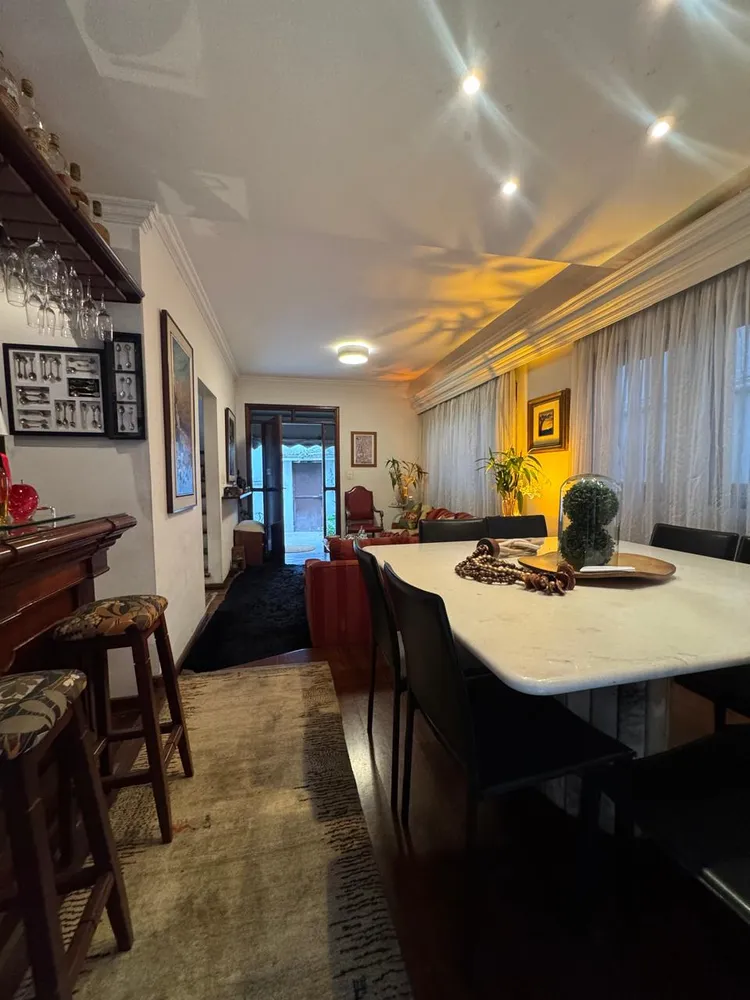 Casa, 4 quartos, 362 m² - Foto 1