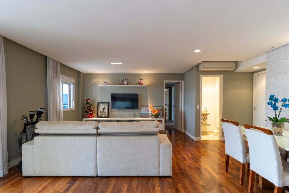 Apartamento à venda com 2 quartos, 108m² - Foto 1