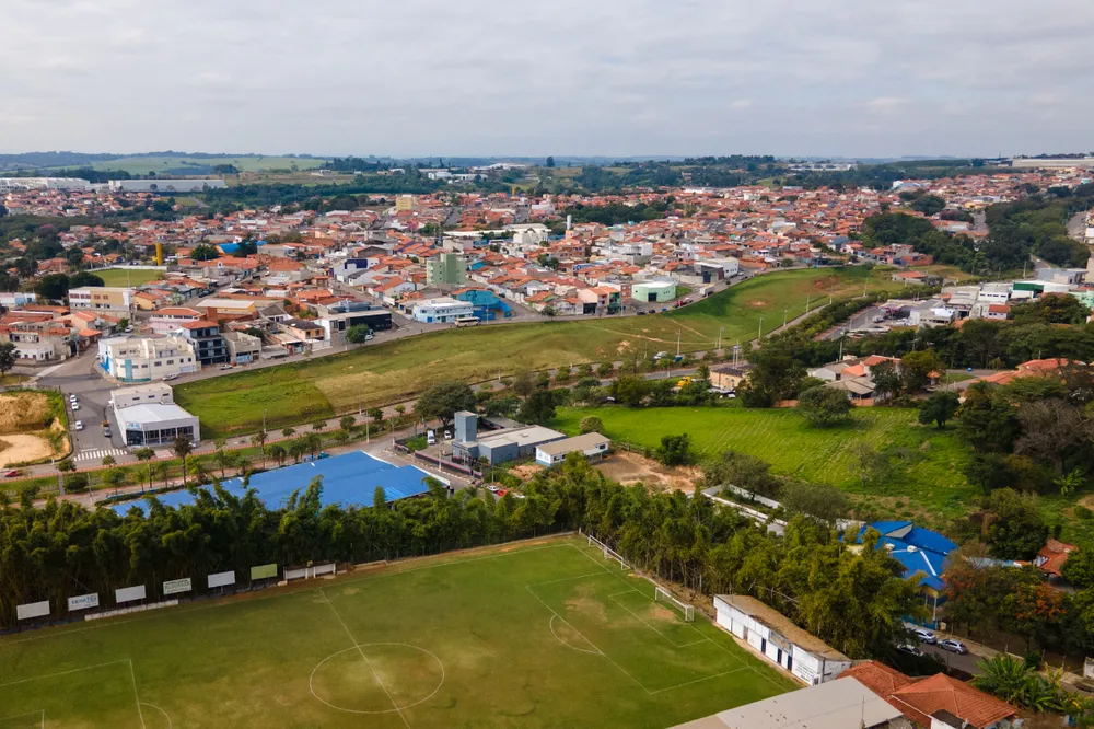 Loteamento e Condomínio, 640 m² - Foto 1