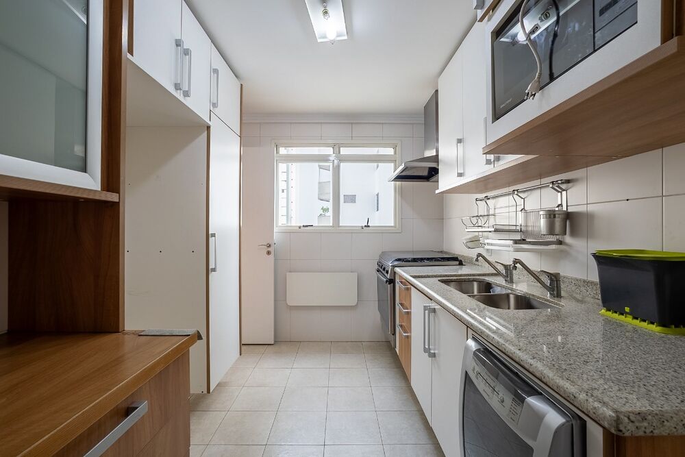 Apartamento, 3 quartos, 198 m² - Foto 1