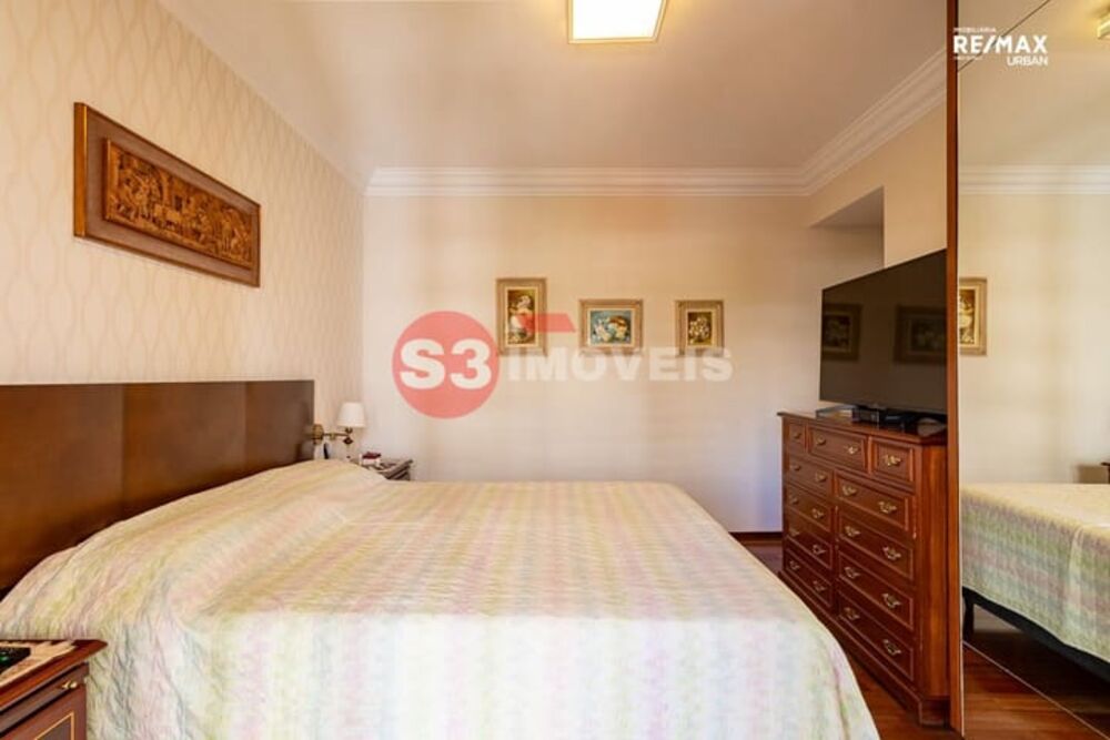 Apartamento à venda com 4 quartos, 250m² - Foto 3