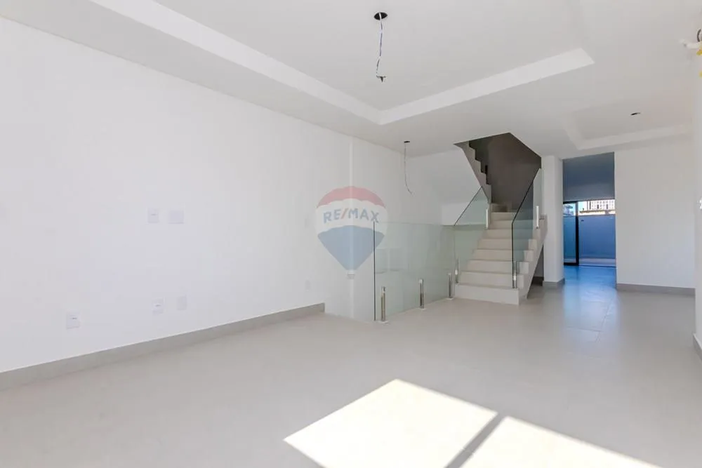 Cobertura, 3 quartos, 238 m² - Foto 2