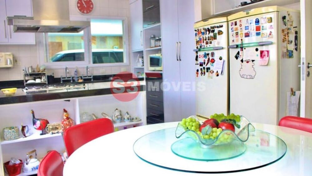 Casa à venda com 3 quartos, 285m² - Foto 7