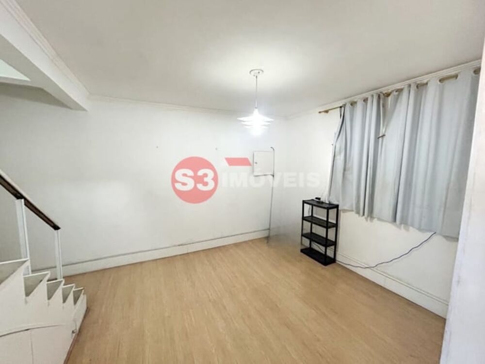 Casa, 5 quartos, 131 m² - Foto 1